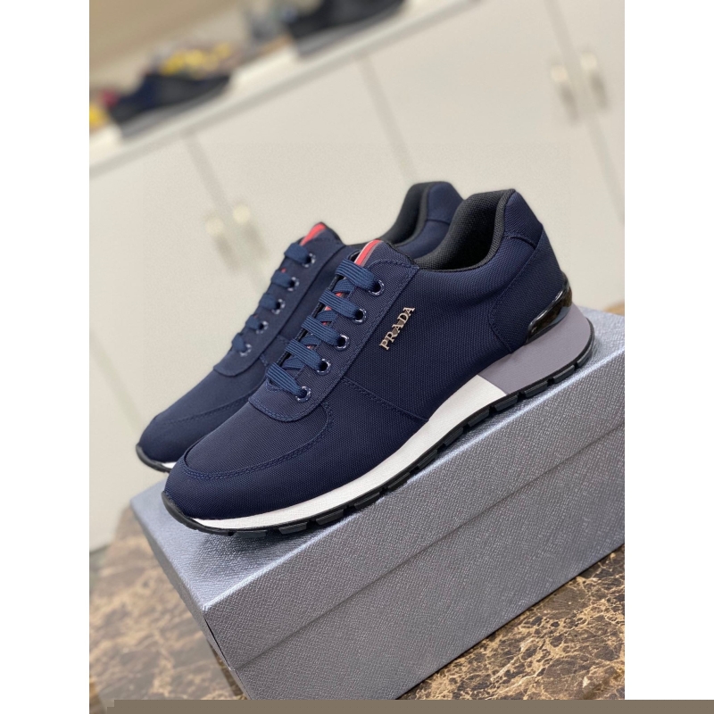 Pra*a casual shoes